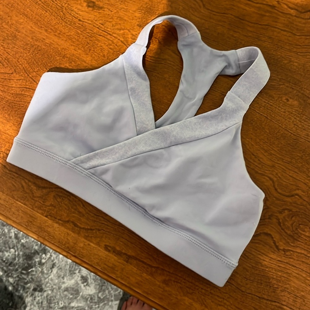 LULULEMON Sports Bra - worn less than 10x. Almost brand new!